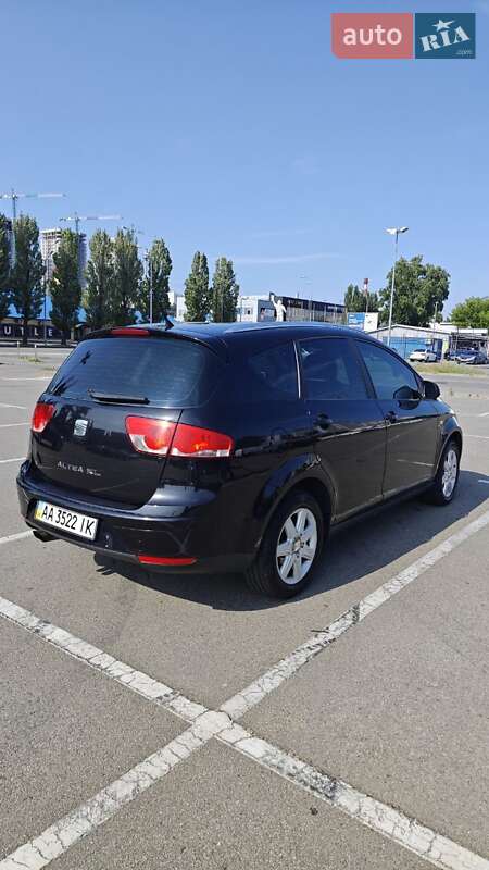 Минивэн SEAT Altea 2008 в Киеве