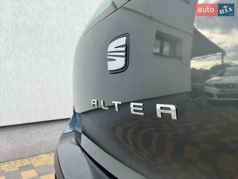 Минивэн SEAT Altea 2012 в Харькове