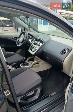 Мінівен SEAT Altea 2010 в 