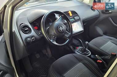 Минивэн SEAT Altea 2004 в 