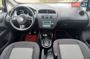 Минивэн SEAT Altea 2006 в 