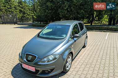 Минивэн SEAT Altea 2008 в 