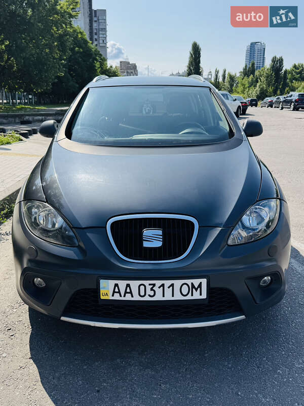 Минивэн SEAT Altea 2010 в Киеве