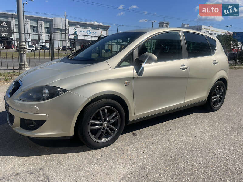 Минивэн SEAT Altea 2005 в Харькове