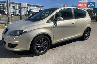 Минивэн SEAT Altea 2005 в 