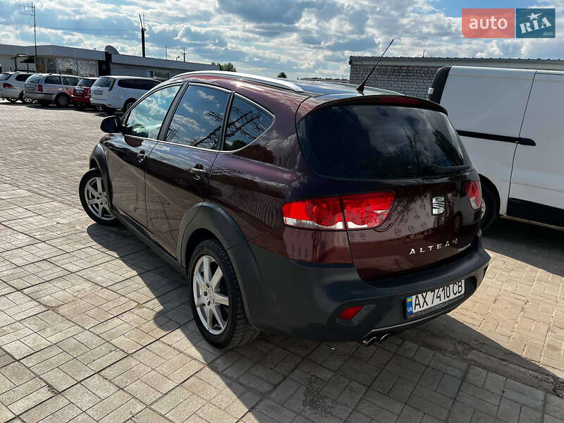 Минивэн SEAT Altea 2008 в Днепре