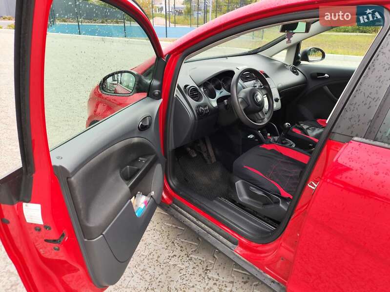 Минивэн SEAT Altea 2006 в Киеве фото 6 Минивэн SEAT Altea 2006 в Киеве