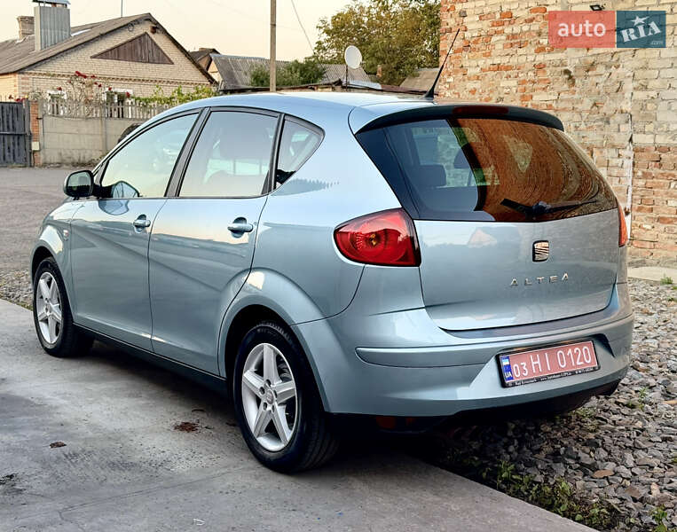 Минивэн SEAT Altea 2009 в Луцке