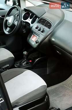 Минивэн SEAT Altea 2008 в 