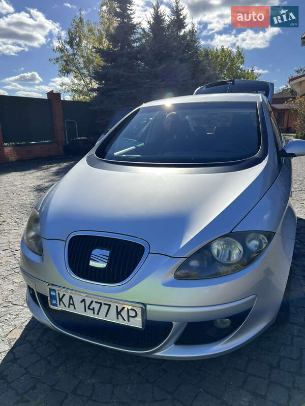 Минивэн SEAT Altea 2006 в Киеве