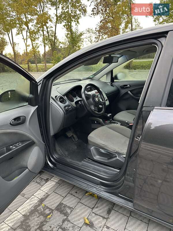 Минивэн SEAT Altea 2004 в Новояворовске фото 9 Минивэн SEAT Altea 2004 в Новояворовске