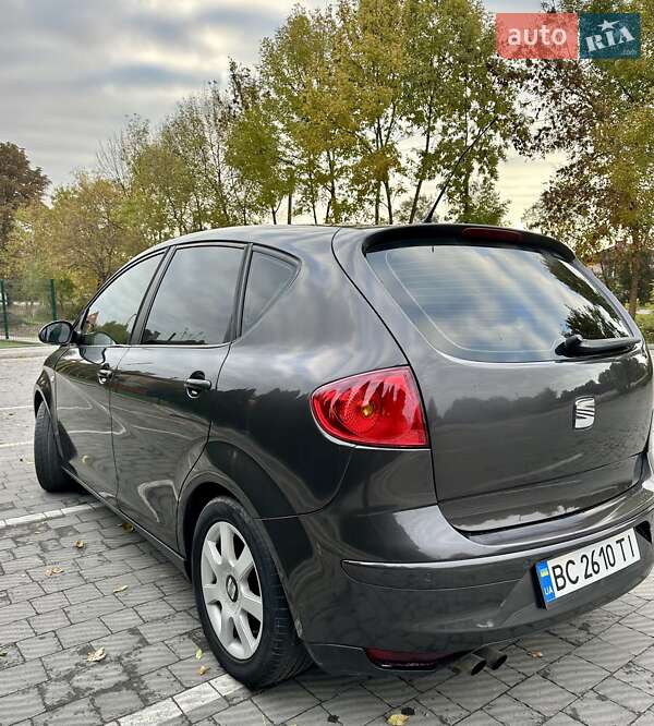 Минивэн SEAT Altea 2004 в Новояворовске фото 10 Минивэн SEAT Altea 2004 в Новояворовске