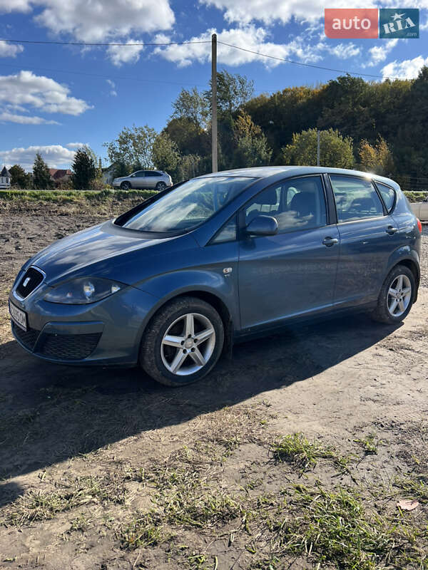 Минивэн SEAT Altea 2010 в Львове
