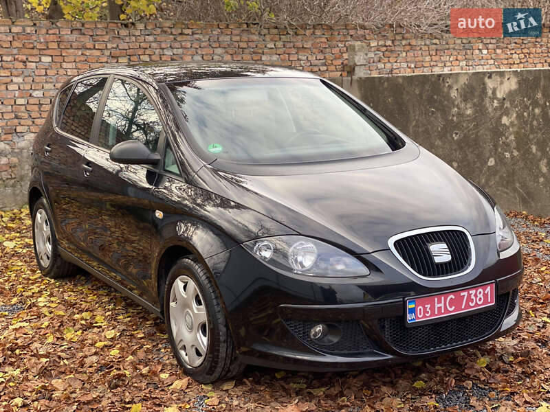 Минивэн SEAT Altea 2007 в Староконстантинове