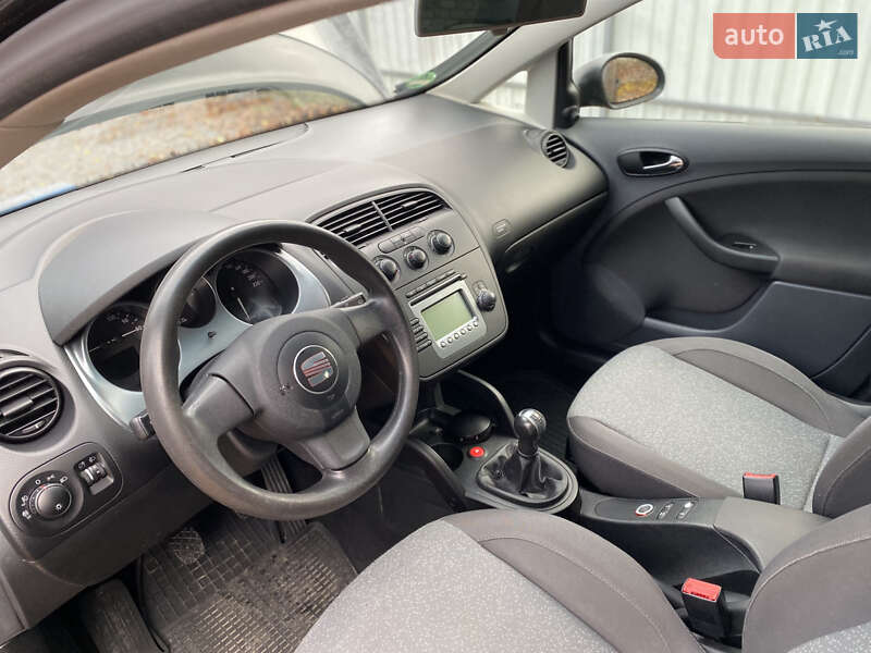 Минивэн SEAT Altea 2007 в Староконстантинове