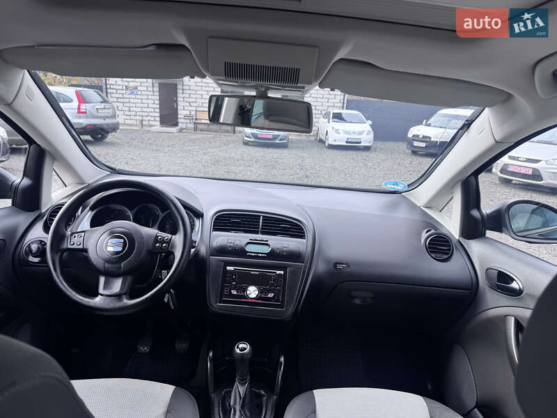 Минивэн SEAT Altea 2009 в Звенигородке