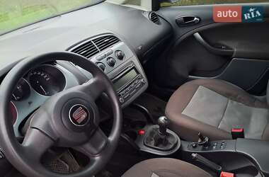 Минивэн SEAT Altea 2008 в Мироновке