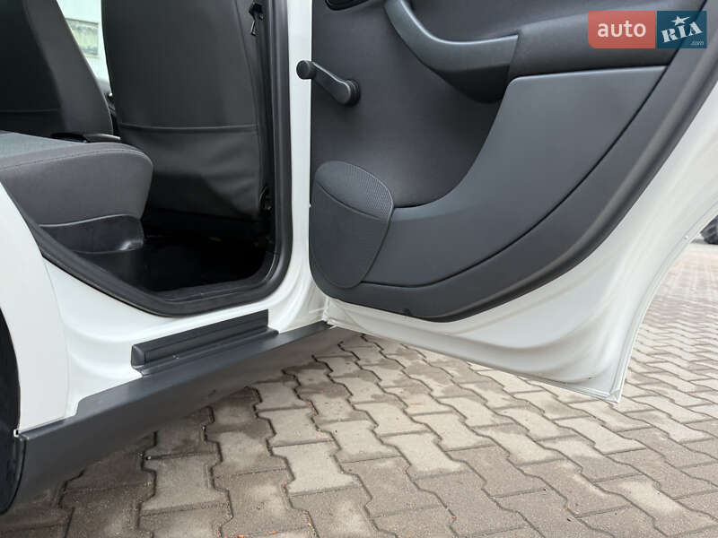 Минивэн SEAT Altea 2007 в Виннице фото 36 Минивэн SEAT Altea 2007 в Виннице