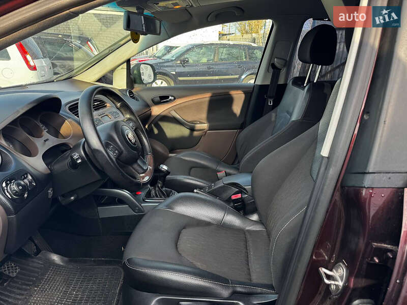 Минивэн SEAT Altea 2008 в Днепре