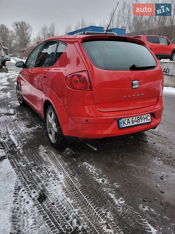 Минивэн SEAT Altea 2005 в Киеве