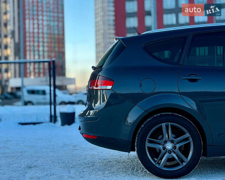 Минивэн SEAT Altea 2011 в Киеве