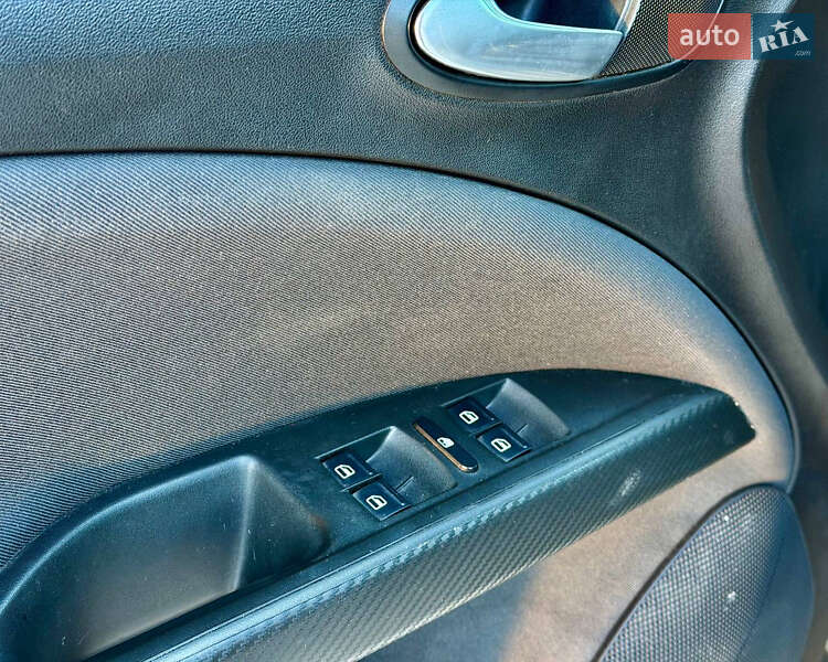 Минивэн SEAT Altea 2011 в Киеве