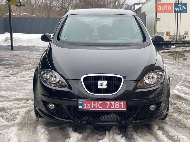 Минивэн SEAT Altea 2007 в Староконстантинове