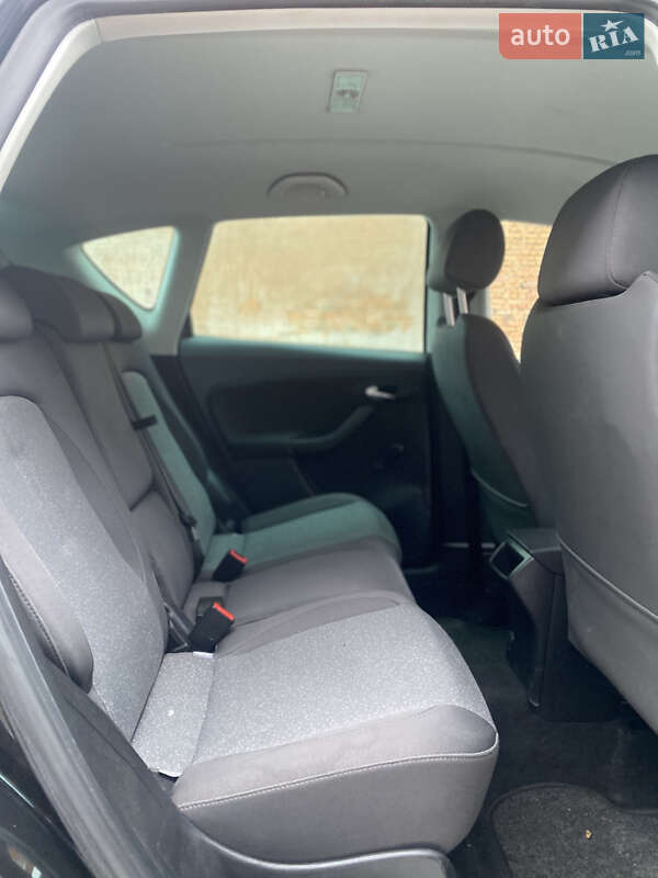 Минивэн SEAT Altea 2007 в Староконстантинове