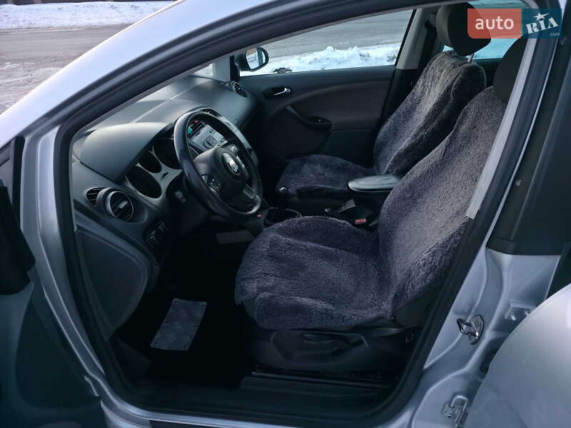 Минивэн SEAT Altea 2004 в Почаеве фото 9 Минивэн SEAT Altea 2004 в Почаеве