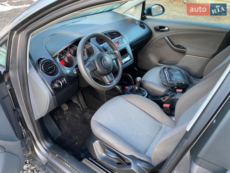 Минивэн SEAT Altea 2006 в Луцке