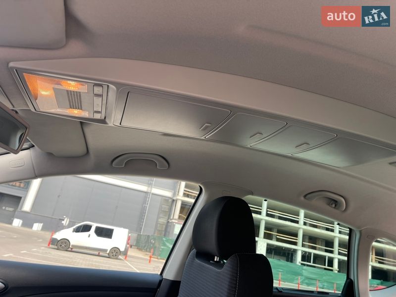 Минивэн SEAT Altea 2011 в Киеве фото 28 Минивэн SEAT Altea 2011 в Киеве