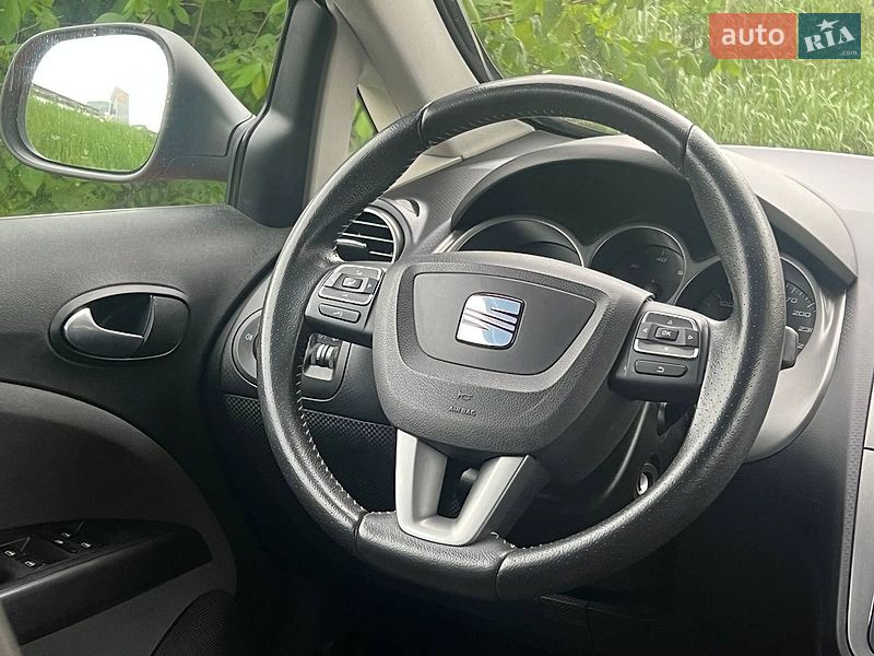 Минивэн SEAT Altea 2015 в Киеве