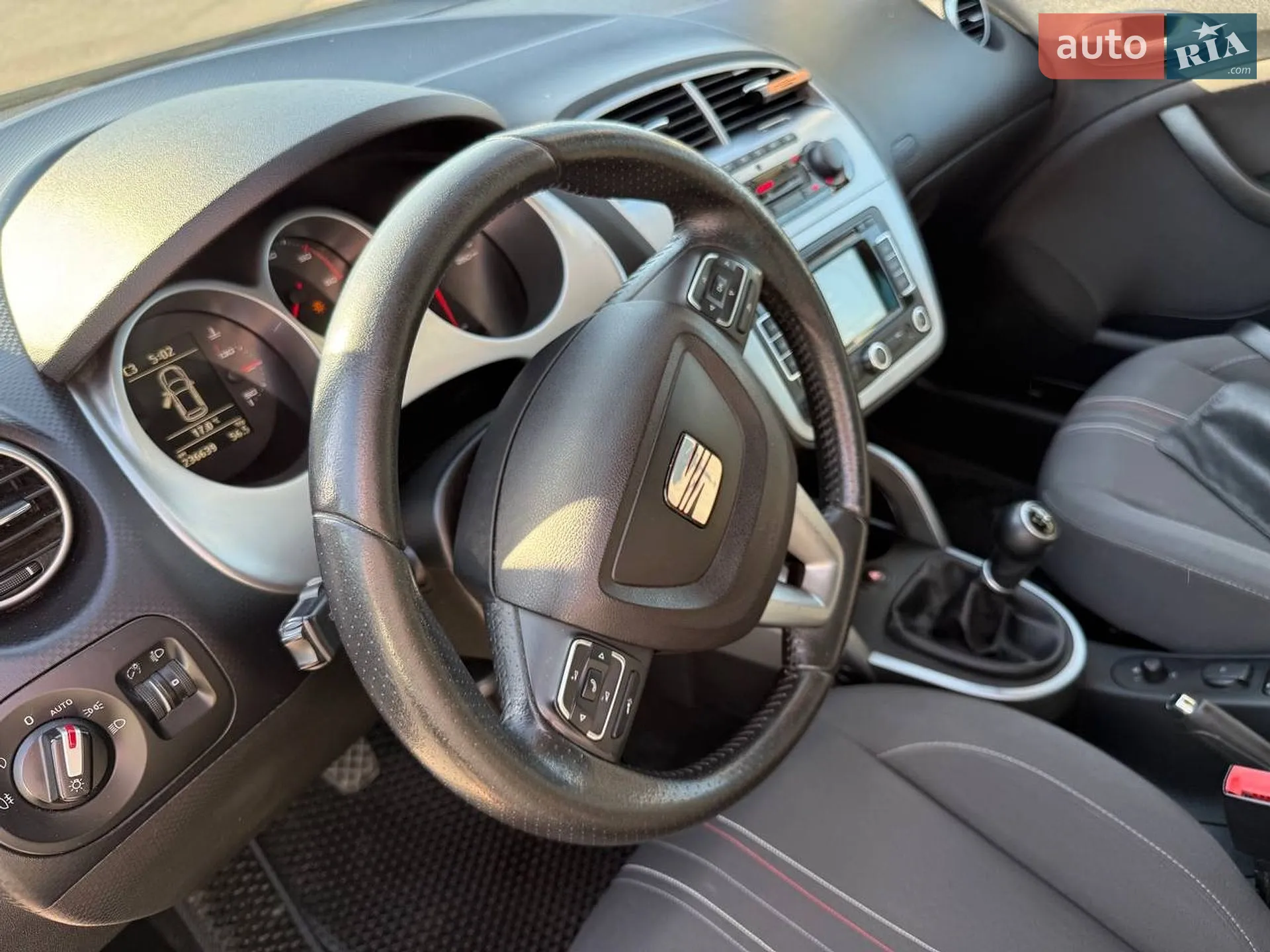 2013 SEAT Altea - мініатюра 16