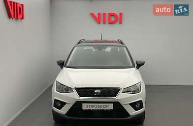 Хэтчбек SEAT Arona 2018 в 