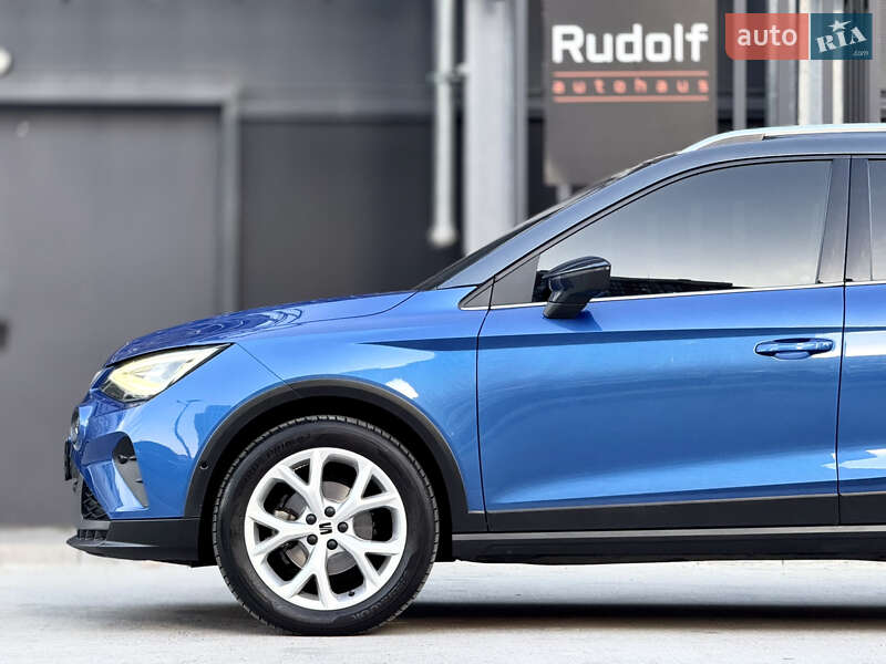 Позашляховик / Кросовер SEAT Arona 2022 в Києві