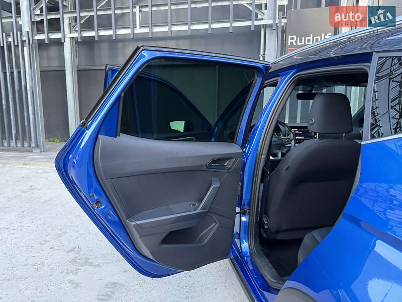 Позашляховик / Кросовер SEAT Arona 2022 в Києві