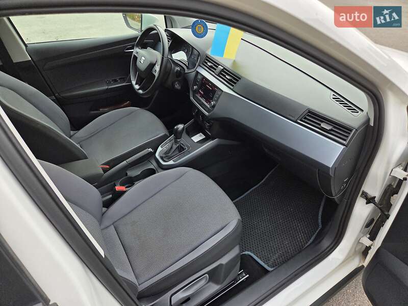 Позашляховик / Кросовер SEAT Arona 2018 в Києві