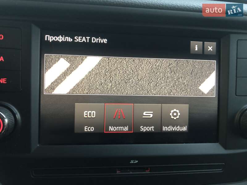 Внедорожник / Кроссовер SEAT Arona 2019 в Киеве