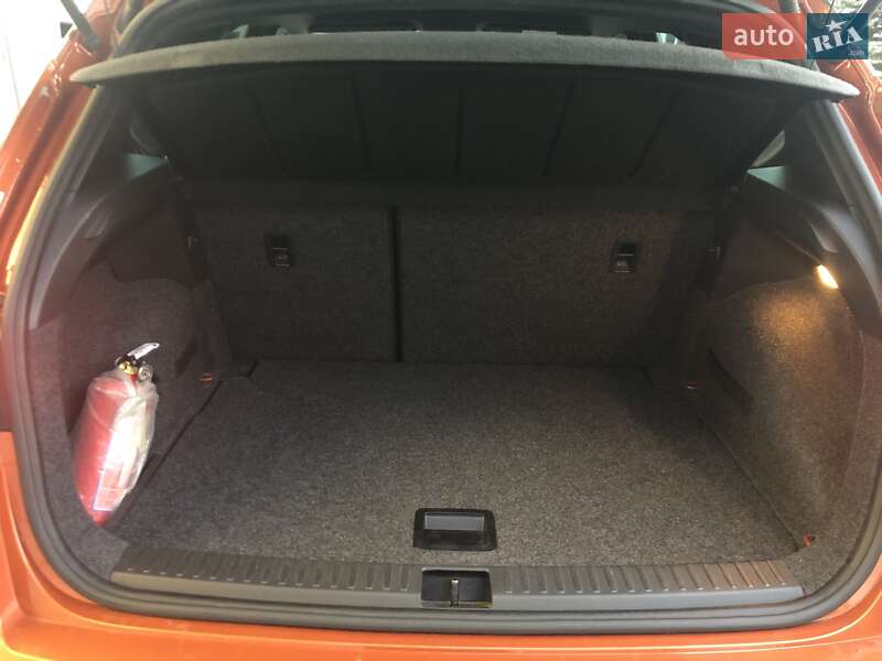 Внедорожник / Кроссовер SEAT Arona 2019 в Киеве