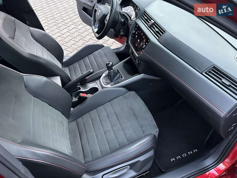 Внедорожник / Кроссовер SEAT Arona 2019 в Черновцах