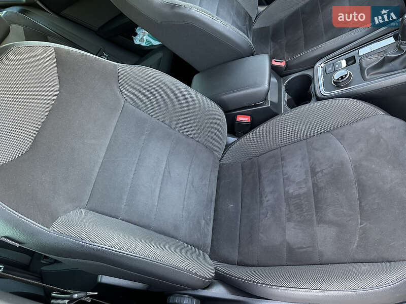 Внедорожник / Кроссовер SEAT Ateca 2017 в Киеве