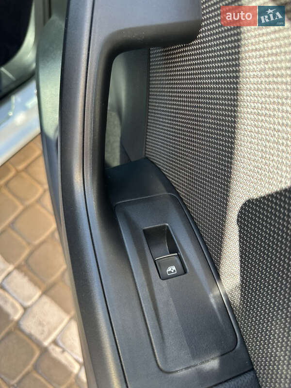 Позашляховик / Кросовер SEAT Ateca 2018 в Дніпрі