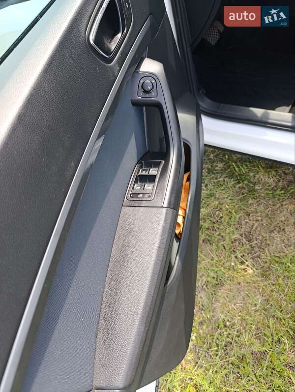 Внедорожник / Кроссовер SEAT Ateca 2019 в Бродах фото 34 Внедорожник / Кроссовер SEAT Ateca 2019 в Бродах