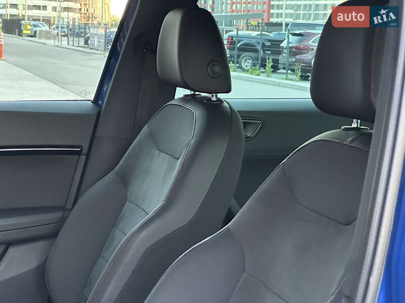Внедорожник / Кроссовер SEAT Ateca 2019 в Киеве