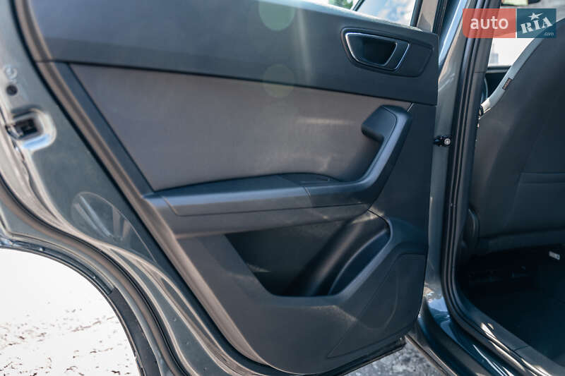 Внедорожник / Кроссовер SEAT Ateca 2019 в Киеве фото 35 Внедорожник / Кроссовер SEAT Ateca 2019 в Киеве