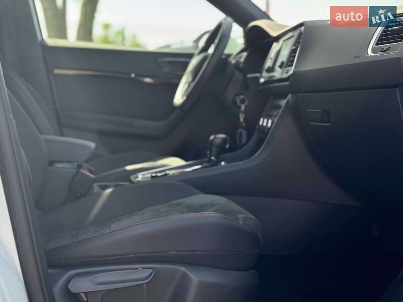 Позашляховик / Кросовер SEAT Ateca 2019 в Львові