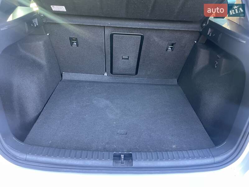 Внедорожник / Кроссовер SEAT Ateca 2016 в Львове фото 11 Внедорожник / Кроссовер SEAT Ateca 2016 в Львове