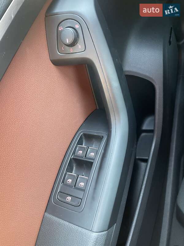 Внедорожник / Кроссовер SEAT Ateca 2016 в Львове фото 23 Внедорожник / Кроссовер SEAT Ateca 2016 в Львове