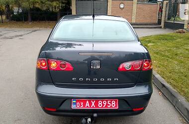 Седан SEAT Cordoba 2007 в Луцке