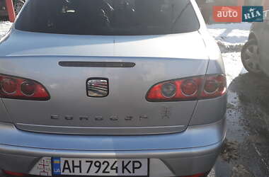 Седан SEAT Cordoba 2007 в Львове